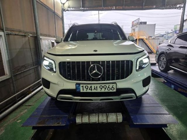 Mercedes-Benz GLB-Class 2021 — фото осмотра 1