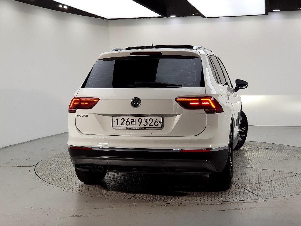 Volkswagen Tiguan 2020 — фото осмотра 2