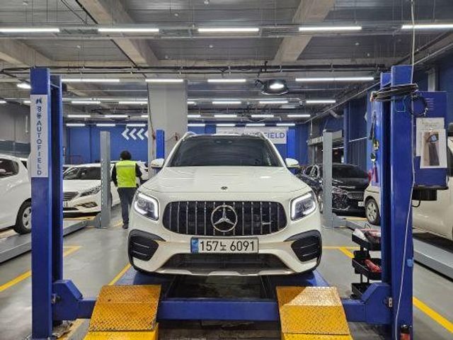 Mercedes-Benz GLB-Class 2023 — фото осмотра 2