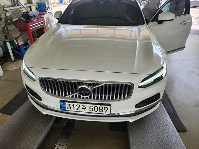 Volvo S90 2021 — фото осмотра 1