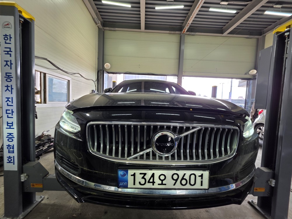Volvo S90 2022 — фото осмотра 1