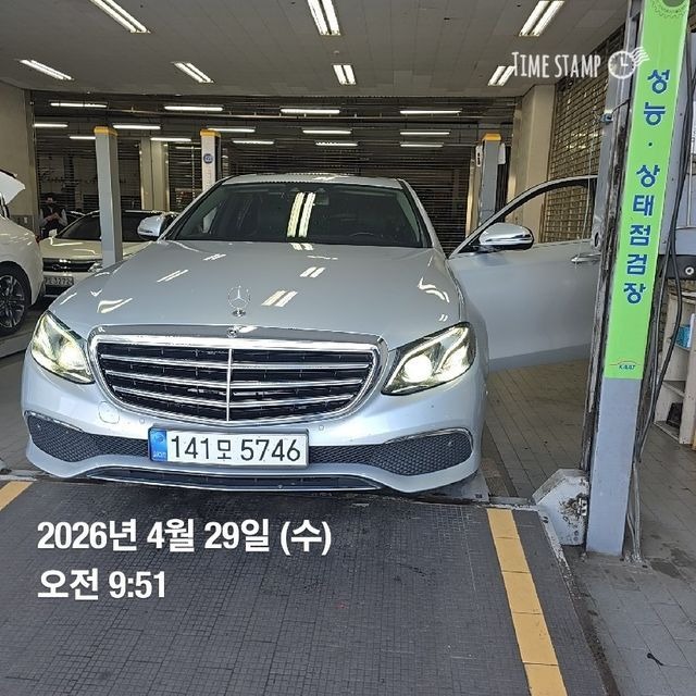 Mercedes-Benz E-Class 2017 — фото осмотра 1