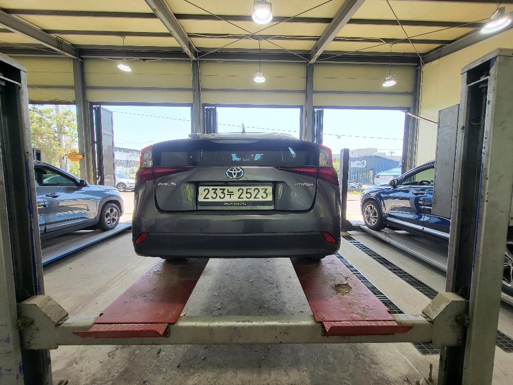 Toyota Prius 2019 — фото осмотра 2