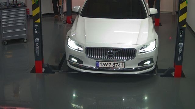 Volvo S90 2024 — фото осмотра 1