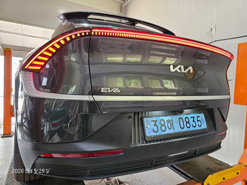 Kia EV6 2023 — фото осмотра 2