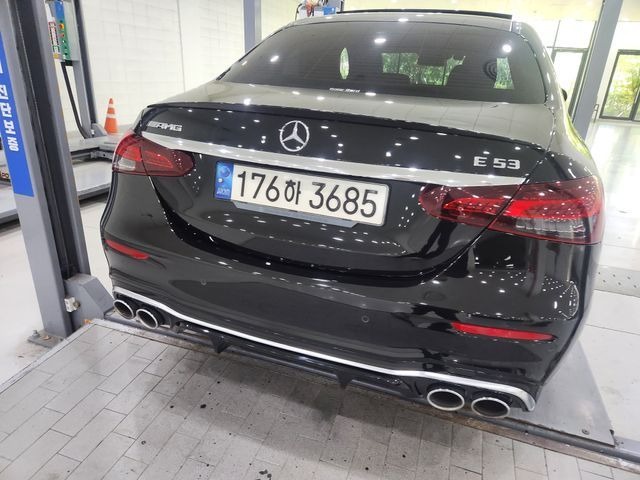 Mercedes-Benz E-Class 2022 — фото осмотра 2