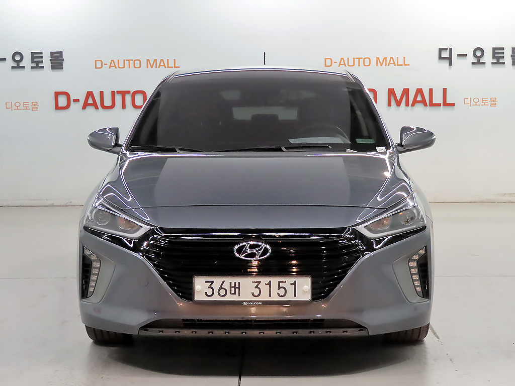 Hyundai Ioniq 2017 — фото осмотра 1