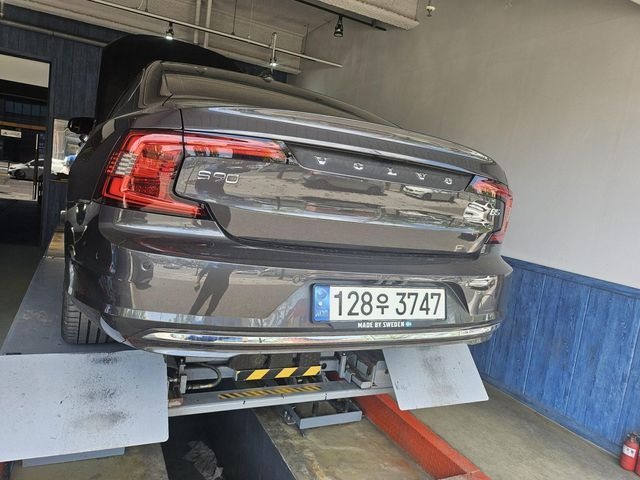Volvo S90 2022 — фото осмотра 2