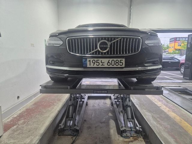 Volvo S90 2023 — фото осмотра 1