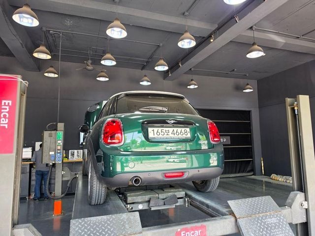 Mini Cooper 2019 — фото осмотра 2
