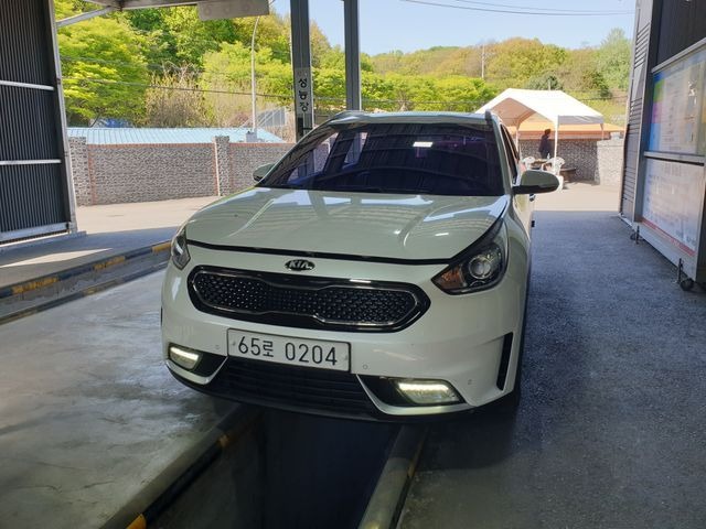 Kia Niro 2017 — фото осмотра 1
