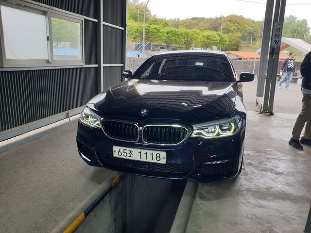 BMW 5-Series 2018 — фото осмотра 1