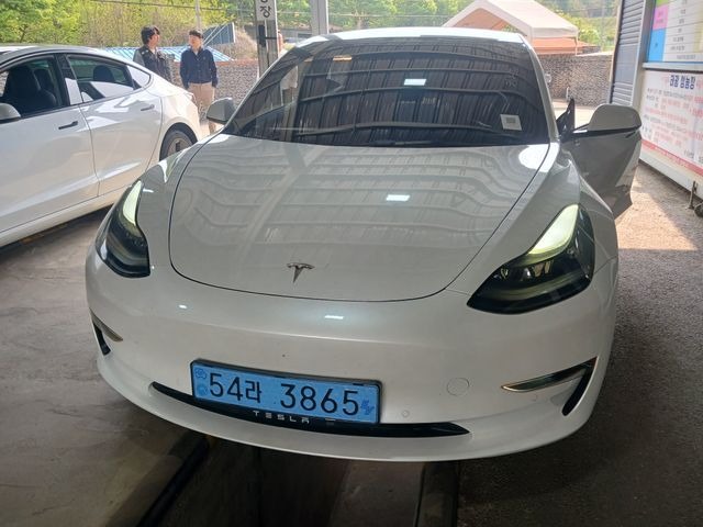 Tesla Model 3 2022 — фото осмотра 1