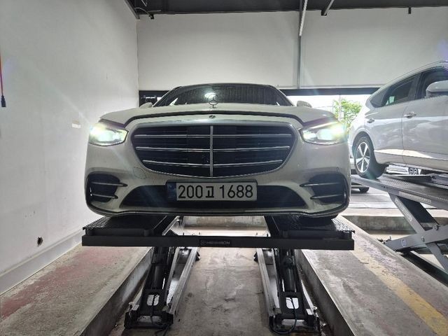 Mercedes-Benz S-Class 2023 — фото осмотра 1