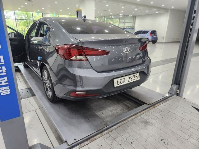 Hyundai AVANTE 2019 — фото осмотра 2
