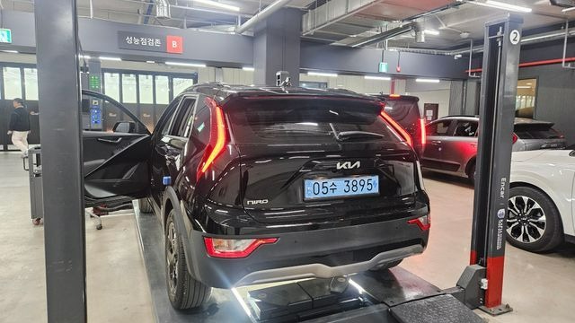 Kia Niro 2024 — фото осмотра 2