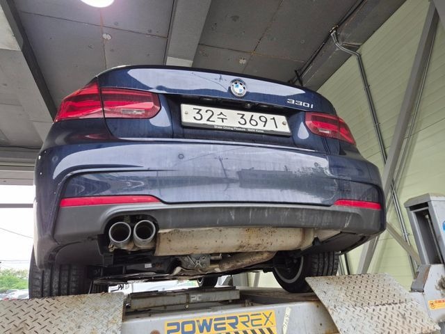 BMW 3-Series 2018 — фото осмотра 2