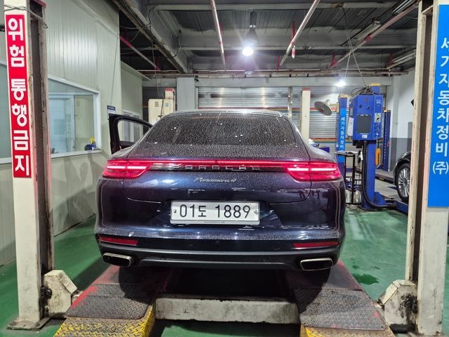 Porsche Panamera 2018 — фото осмотра 2