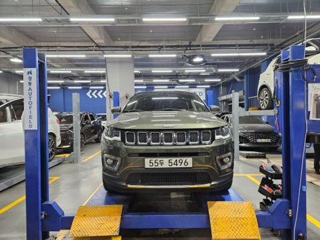 Jeep Compass 2018 — фото осмотра 1