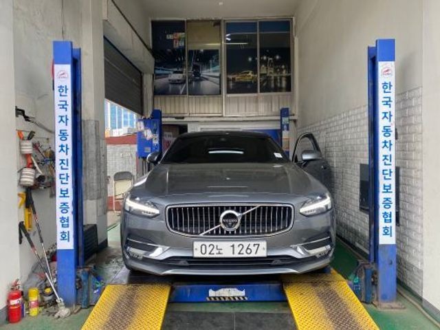 Volvo S90 2017 — фото осмотра 1