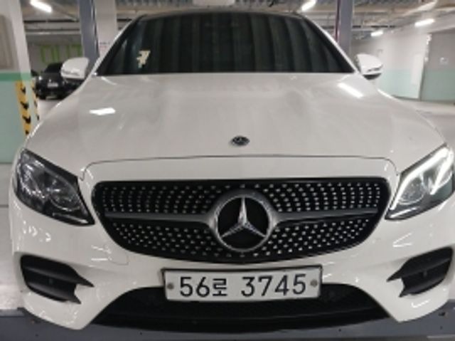 Mercedes-Benz E-Class 2018 — фото осмотра 1