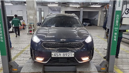Kia Niro 2017 — фото осмотра 1