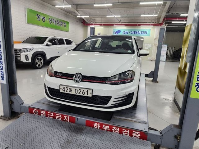 Volkswagen Golf 2015 — фото осмотра 1