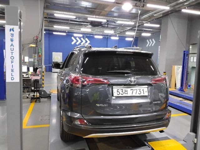 Toyota RAV4 2018 — фото осмотра 2
