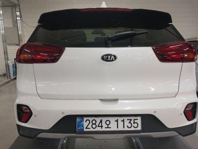 Kia Niro 2021 — фото осмотра 2
