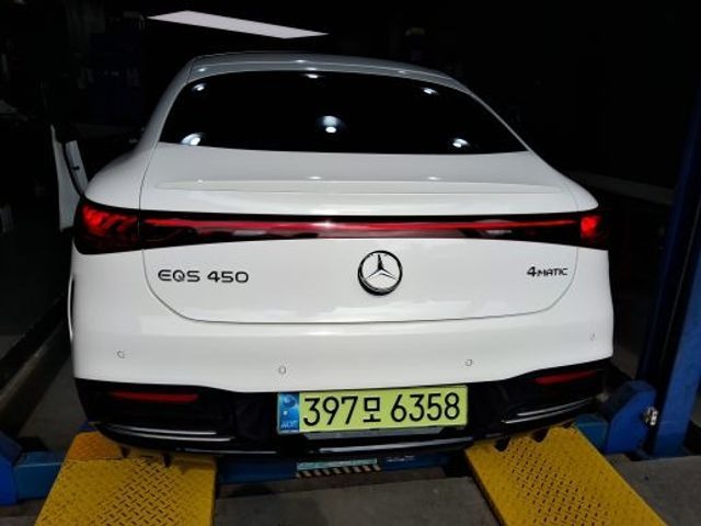 Mercedes-Benz EQS 2023 — фото осмотра 2