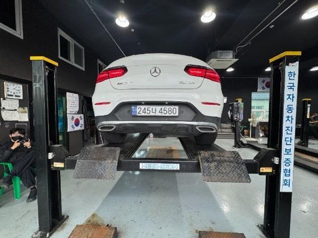 Mercedes-Benz GLC-Class 2017 — фото осмотра 2