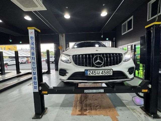Mercedes-Benz GLC-Class 2017 — фото осмотра 1