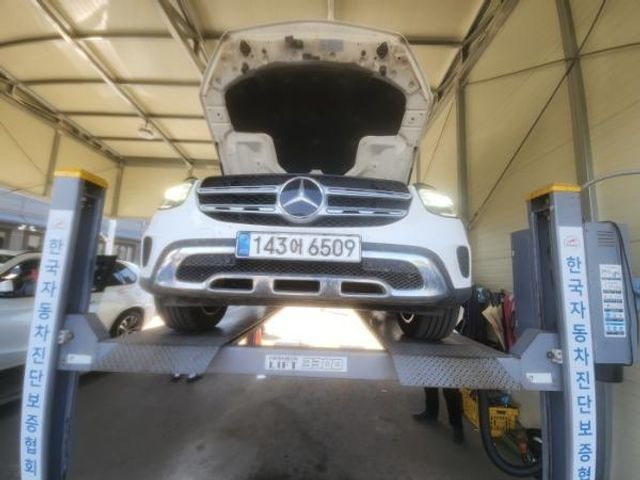 Mercedes-Benz GLC-Class 2021 — фото осмотра 1