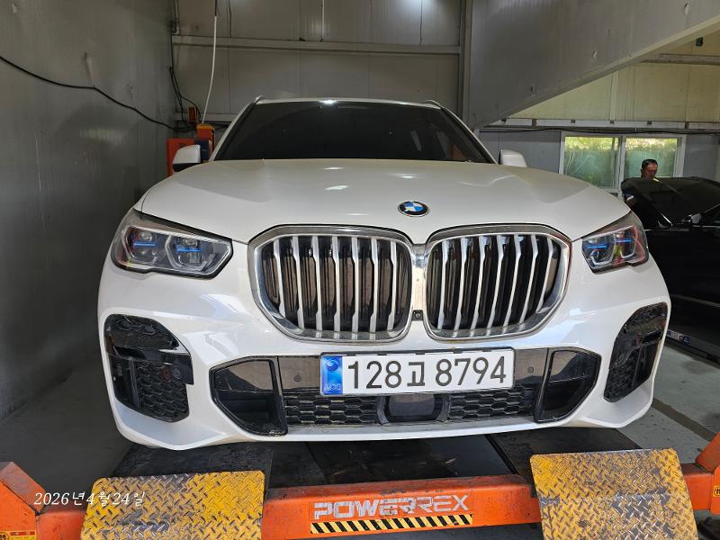 BMW X5 2022 — фото осмотра 1