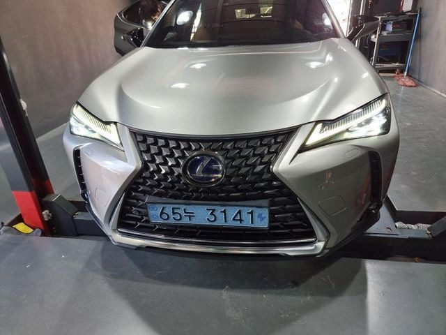 Lexus UX 2022 — фото осмотра 1