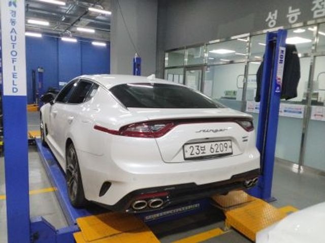 Kia Stinger 2018 — фото осмотра 2