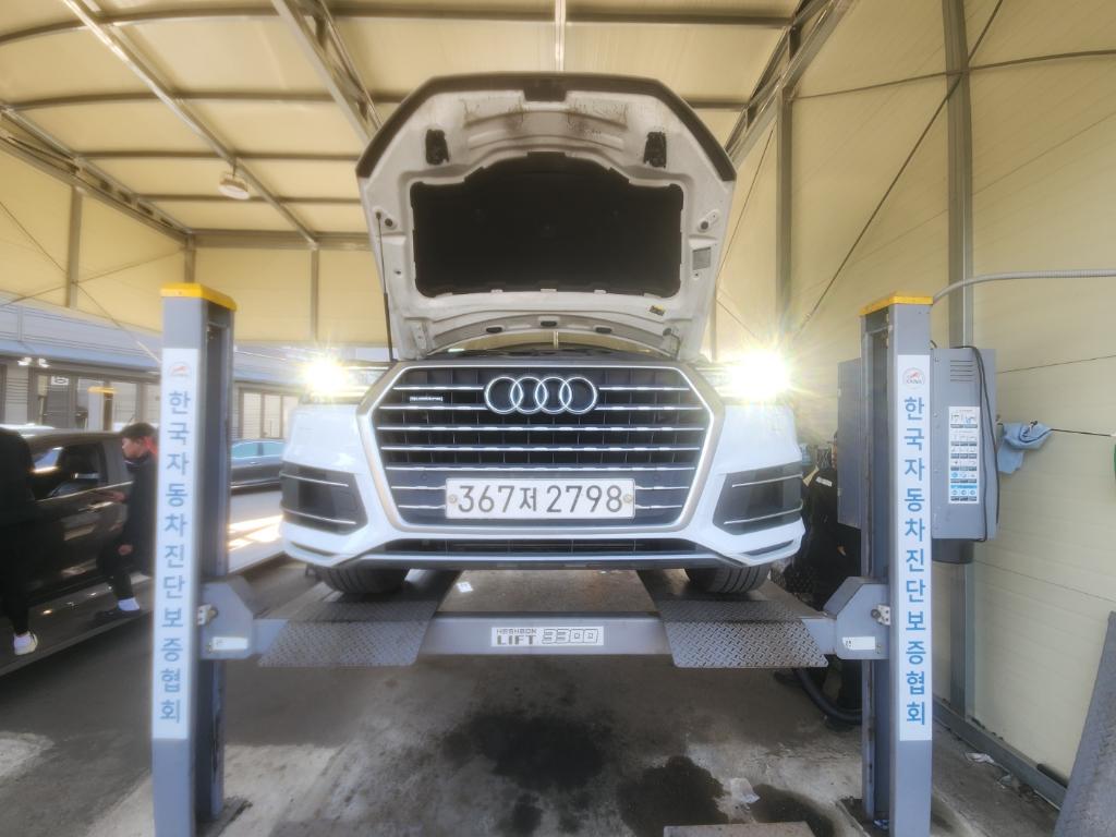 Audi Q7 2019 — фото осмотра 1