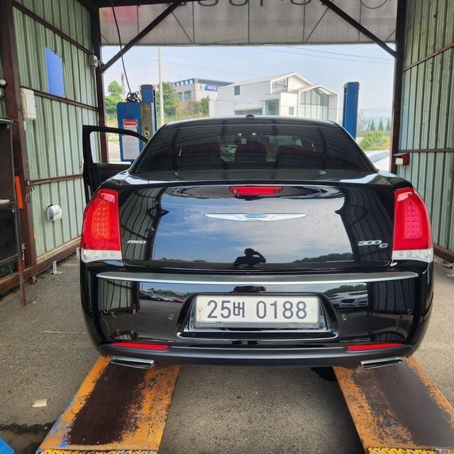 Chrysler 300C 2016 — фото осмотра 2