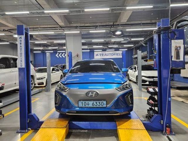 Hyundai Ioniq 2017 — фото осмотра 1