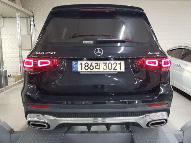 Mercedes-Benz GLB-Class 2021 — фото осмотра 2