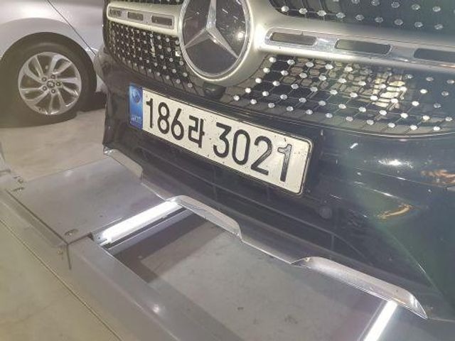 Mercedes-Benz GLB-Class 2021 — фото осмотра 1