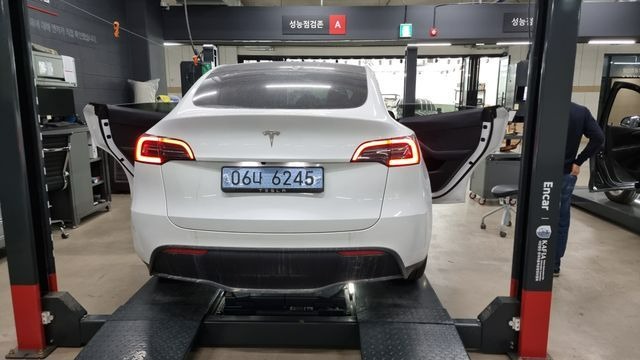Tesla Model Y 2024 — фото осмотра 2