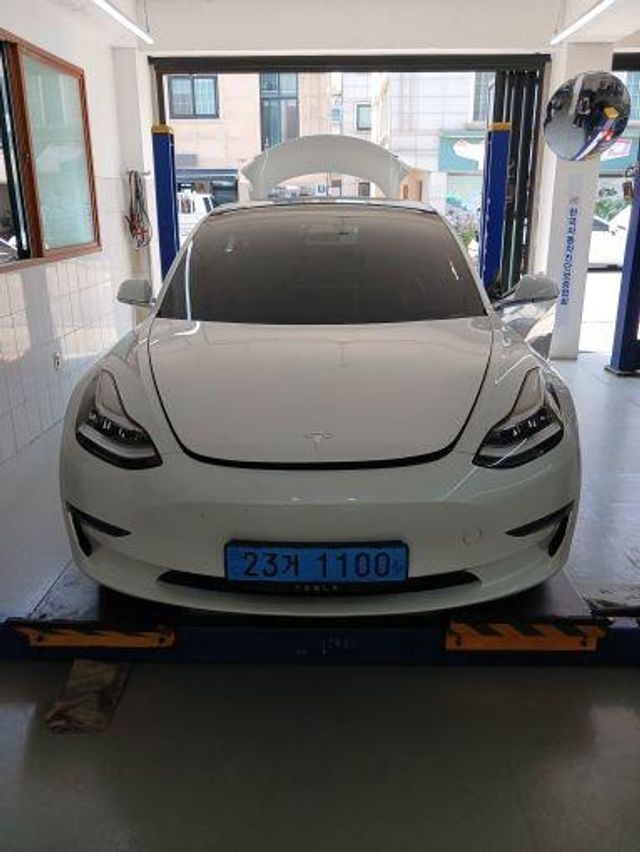 Tesla Model 3 2020 — фото осмотра 1