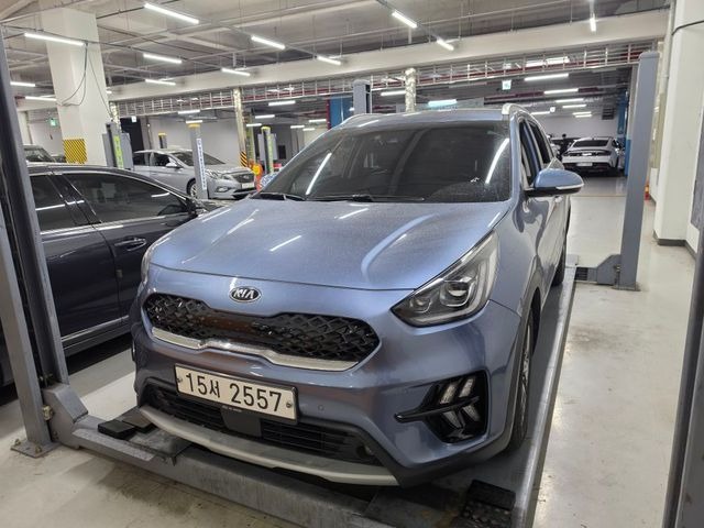 Kia Niro 2020 — фото осмотра 1