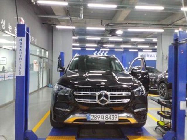 Mercedes-Benz GLE-Class 2024 — фото осмотра 1