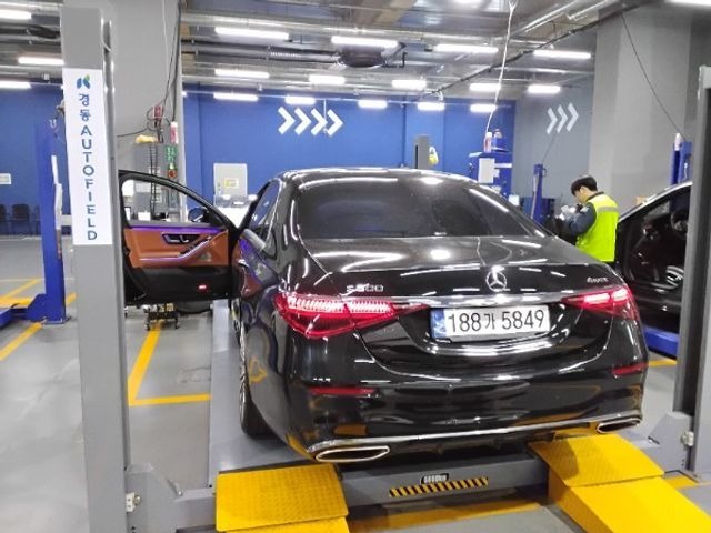 Mercedes-Benz S-Class 2023 — фото осмотра 2