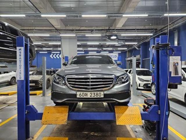 Mercedes-Benz E-Class 2019 — фото осмотра 1