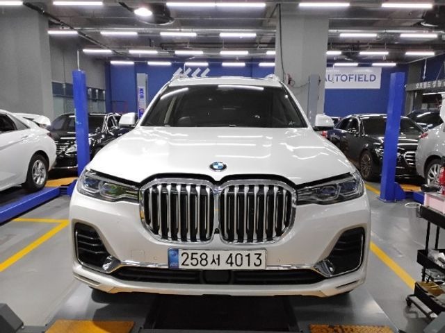BMW X7 2021 — фото осмотра 1