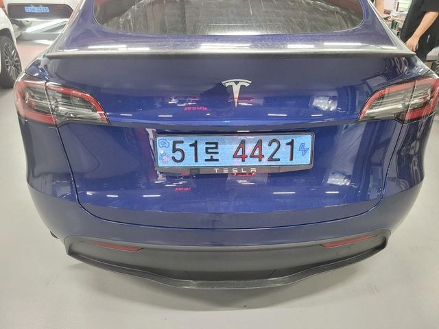 Tesla Model Y 2023 — фото осмотра 2