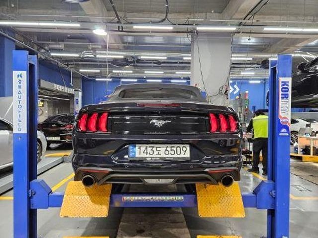 Ford Mustang 2022 — фото осмотра 2